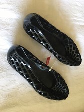 CHAUSSURES DE PLAGE, RIVIÈRE