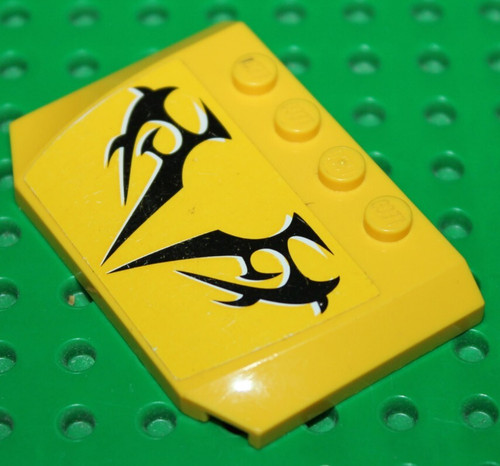 Lego yellow wedge - yellow, 2/3