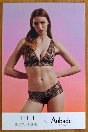 Carton publicitaire lingerie - carton,