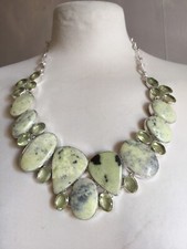 Collier métal argenté pierre demi précieuse Chrysoprase et Topaze lemon NEUF