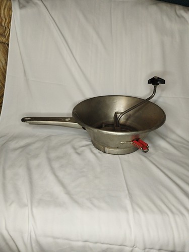 Moulin presse purée - purée, vintage