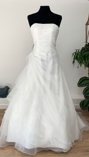 Robe mariee blanche - de,