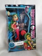 Figurine poupée neuve