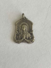 ANCIENNE MEDAILLE RELIGIEUSE JE SUIS L'IMMACULEE CONCEPTION SOUVENIR DE LOURDES