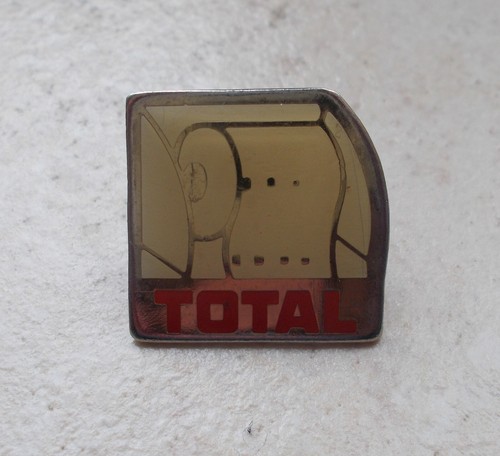 Badge vintage pins pétrole - badge,