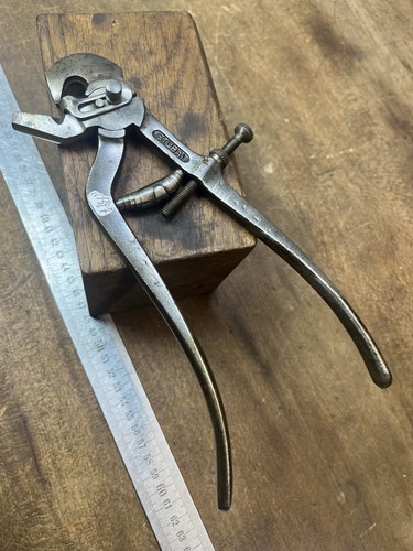 Pince avoyer outils anciens - outils,