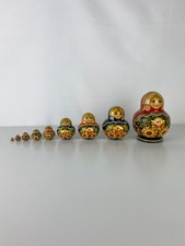 Sublime Poupée Russes, Gigogne, 9 pièces, Peinte à la Main, Signé M.B. 2002 