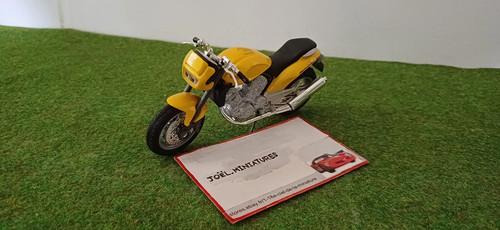 Voxan roadster 1000 - v2, jaune