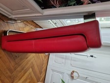 banquette salon cuir rouge Roche bobois 140x70x35 bon etat quelques griffures 