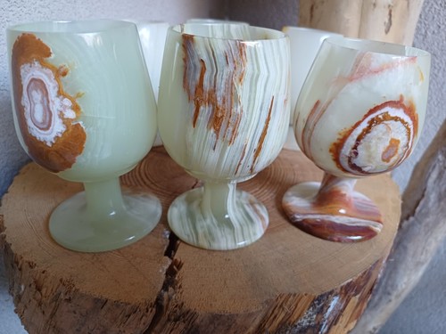 Anciens verres vin - verres, en