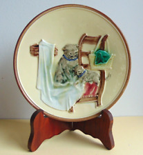 Assiette murale barbotine