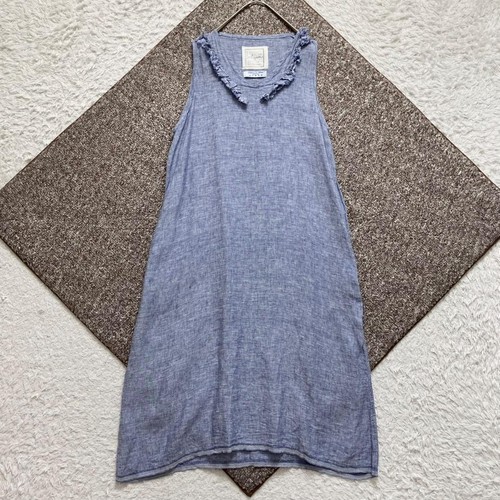 Robe longue sans manches - , à