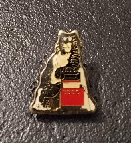 Pin tigre station essence - pin’s,