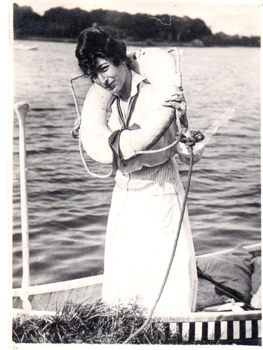 Vintage photograph girls - photograph,