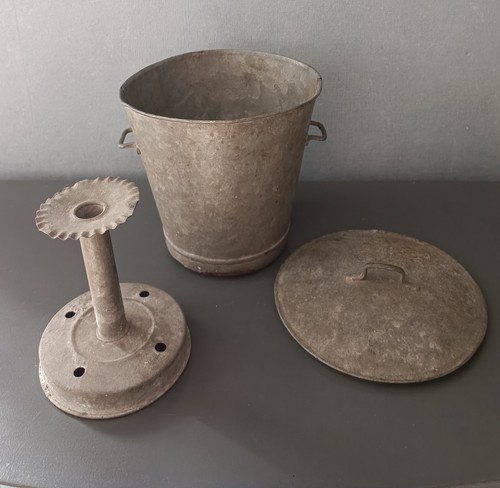 Ancienne lessiveuse jouet - , en