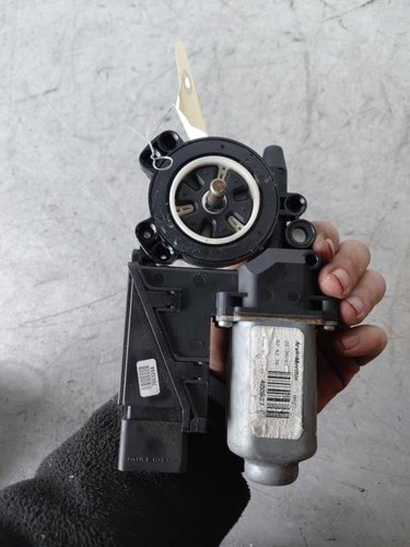 Moteur leve vitre avant - , droit