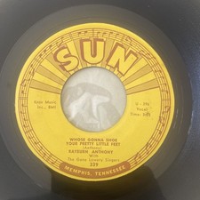 US SP Rayburn Anthony – Whose Gonna Shoe Your Pretty Little Feet -SUN 339 - 1960