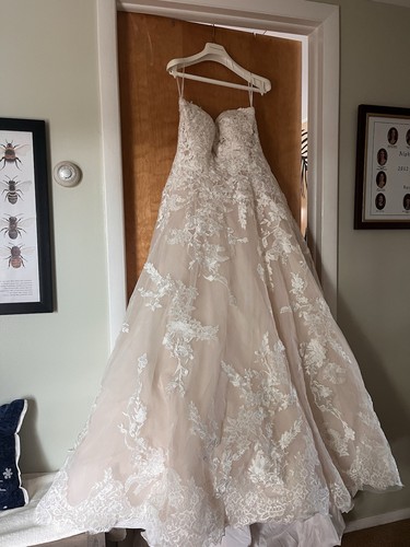 Unaltered unworn wedding - unworn,
