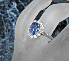 Superbe  bague or 18 K sertie