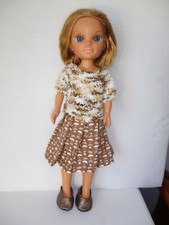 Vêtements pour poupée Nancy