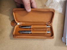 Coffret 2 stylos chromés avec