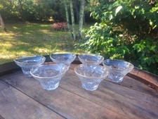 6 coupes champagne, verrines, coupelles BVB forme corolle à facettes