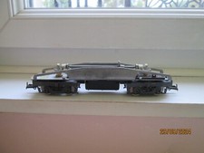 châssis de   bb 9201 jouef   2 bogies moteur et moteur sous châssis 3 pôles