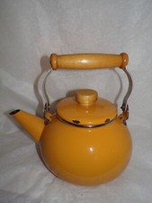 Bouilloire émaillé jaune