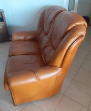 CANAPE CUIR Vachette. -Fleur et UN FAUTEUIL CUIR Fleur