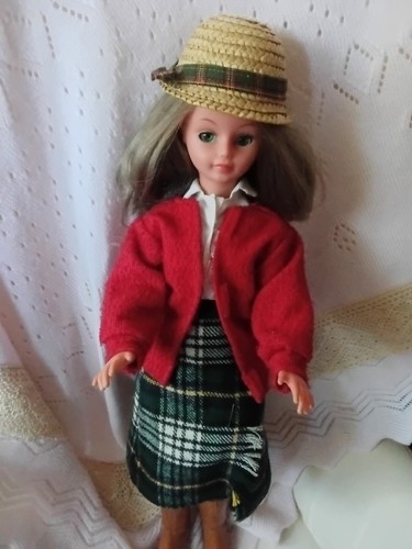 Poupée cathy bella jambes - poupée,