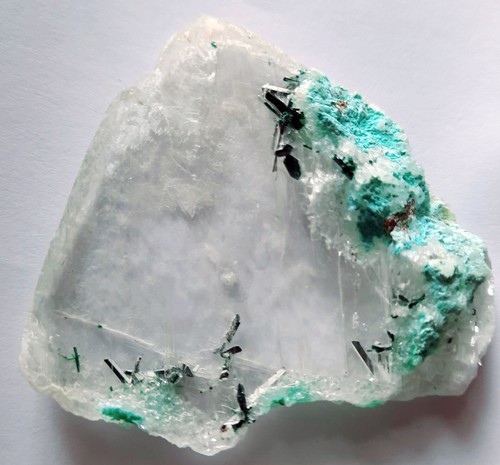 5cms gem atacamite inside - atacamite,