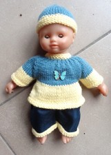 vêtements neufs pour  poupon