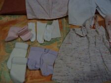 vetements poupées  =9piéces