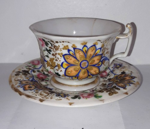 Tasse sous porcelaine - tasse,