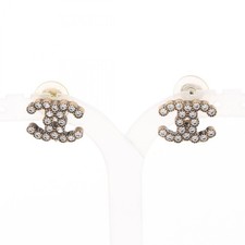 Boucle d'oreille CHANEL COCO