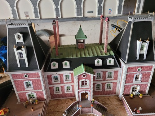 Maquette chateau style - de,