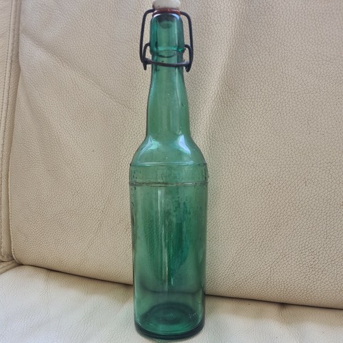 Bouteille verre vert - en,