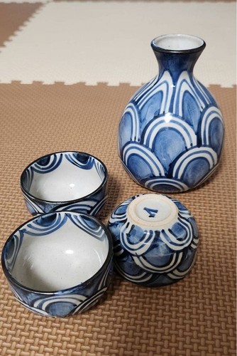 Bleu blanc vague motif sake - bleu,