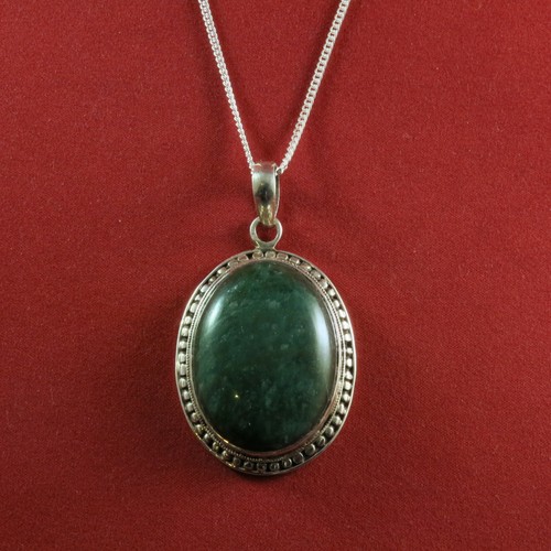 Pendentif onyx vert chaine - onyx,