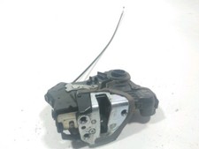 SERRURE DE PORTE AVANT DROITE 6903042221 TOYOTA RAV4 - 3 phase 1 / NE 182900