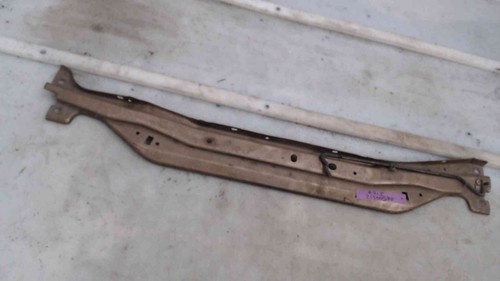 Traverse superieur armature