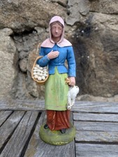 Rare ancien santon  paysanne au panier et poules hauteur 17 cm