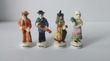 Lot 4 fèves Costumes