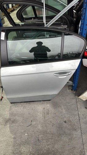 Porte arriere gauche