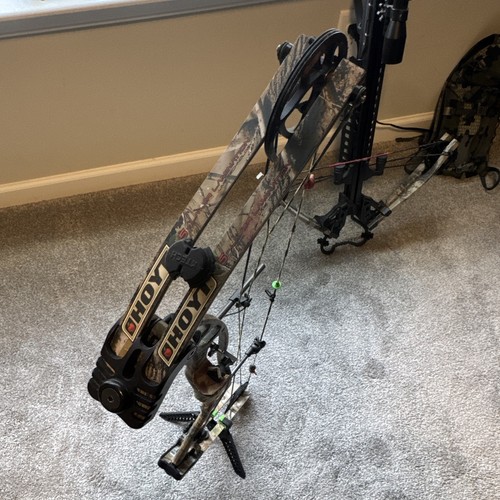 Hoyt ultramag right - right, hand