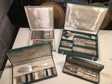 Magnifique ménagère en métal argenté 75 pièces 120g François FRIONNET