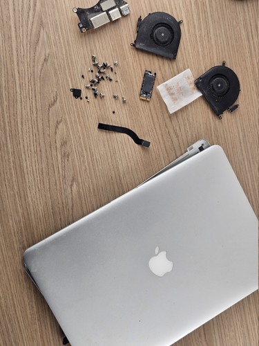 Macbook pro a1398 - a1398, emc