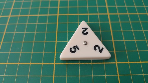 Pièce triangulaire 2 - 5,