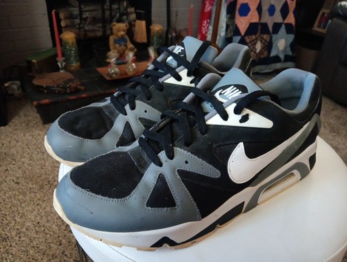 Nike air structure triax - •,