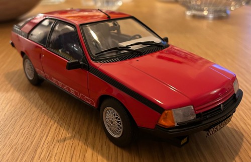 Solido s1806401 renault fuego - s1806401,